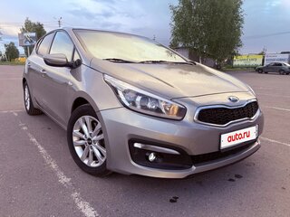 2015 Kia Ceed II Рестайлинг, серебристый, 1120000 рублей, вид 5