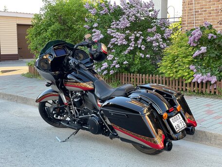 2019 Harley-Davidson Road Glide Special, коричневый, 2350000 рублей, вид 4