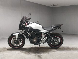 2015 Yamaha MT-07 (FZ-07), белый, 514000 рублей, вид 2