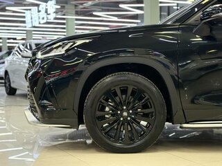 2025 Toyota Crown Kluger, чёрный, 5770700 рублей, вид 3