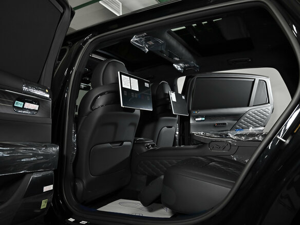 2026 Genesis G90 Limousine II, чёрный, 29950000 рублей - вид 17