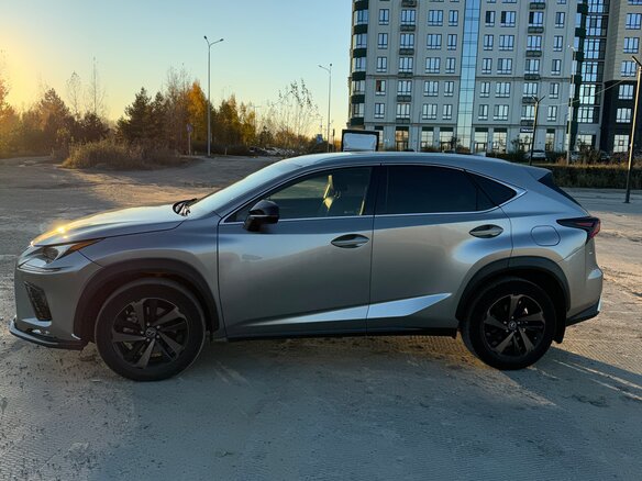 2020 Lexus NX 200 I Рестайлинг, серый, 3150000 рублей - вид 2