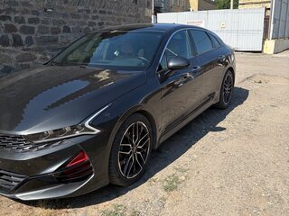 2020 Kia K5 III, чёрный, 1400000 рублей, вид 1