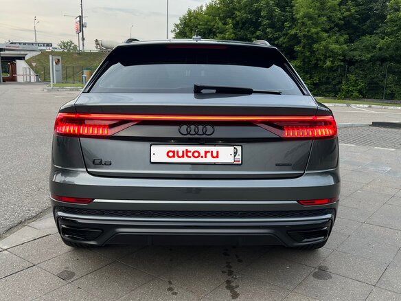 2019 Audi Q8 55 TFSI I (4M), серый, 6100000 рублей - вид 11