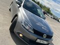2014 Volkswagen Jetta VI Рестайлинг, серый, 900000 рублей - вид 2
