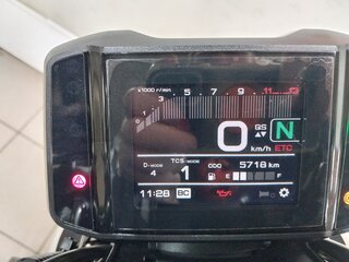 2023 Yamaha XSR900, синий, 1129000 рублей, вид 5