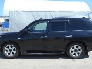 2010 Lexus LX 570 III, чёрный, 2148420 рублей, вид 3