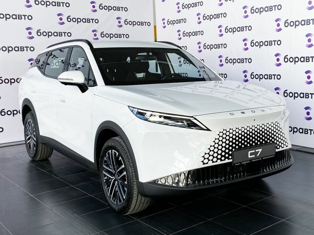 Открыть фотографии: Omoda C7