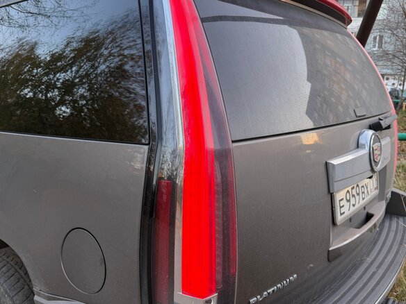 2011 Cadillac Escalade III, коричневый, 1800000 рублей - вид 7