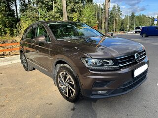 2018 Volkswagen Tiguan II, коричневый, 2000000 рублей, вид 3
