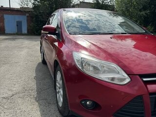 2013 Ford Focus III, красный, 700000 рублей, вид 4