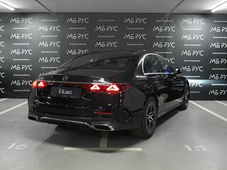 2026 Mercedes-Benz E-Класс 300 VI (W214, S214), чёрный, 10200000 рублей, вид 4