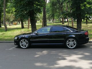 2008 Audi S8 II (D3) Рестайлинг, чёрный, 1690000 рублей, вид 3