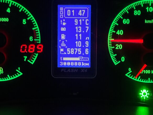 2008 Lada (ВАЗ) Priora I, серебристый, 390000 рублей - вид 6