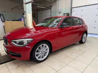 2012 BMW 1 серии 118i II (F20/F21), красный, 1500000 рублей, вид 1