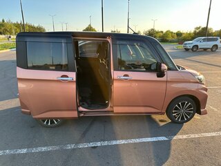 2021 Toyota Roomy I Рестайлинг, коричневый, 1240000 рублей, вид 2