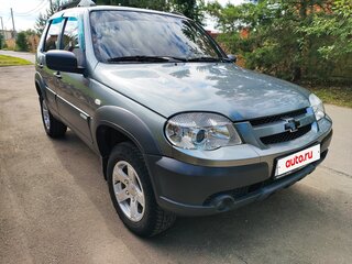 2012 Chevrolet Niva I Рестайлинг, серый, 545000 рублей, вид 2