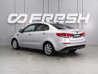 2017 Kia Rio III Рестайлинг, серебристый, 1166000 рублей, вид 2