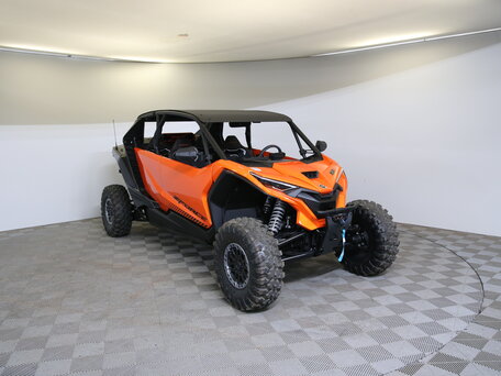 2026 CFMoto Z10 EPS, золотистый, 3579900 рублей, вид 4