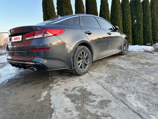 2019 Kia Optima IV Рестайлинг, серый, 1750000 рублей, вид 1