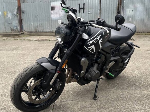 2021 Triumph Trident 660, чёрный, 740000 рублей - вид 5