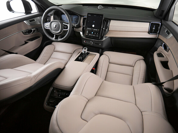 2026 Volvo XC90 B6 II Рестайлинг 2, чёрный - вид 12