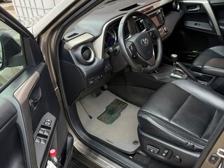 2013 Toyota RAV4 IV (XA40), коричневый, 2250000 рублей, вид 3