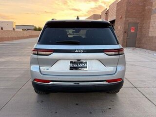 2024 Jeep Grand Cherokee V (WL), серебристый, 6079864 рублей, вид 5