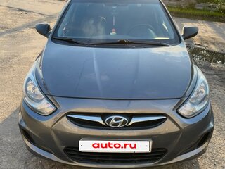 2013 Hyundai Solaris I, серый, 550000 рублей, вид 1