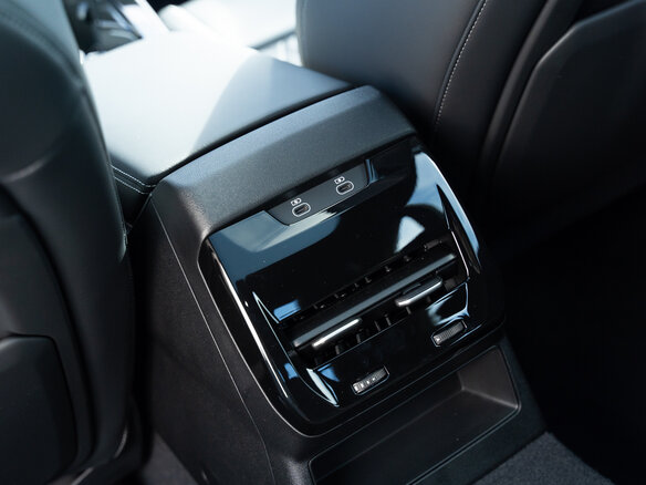2026 Audi A5 L Sportback III (B10), чёрный - вид 10