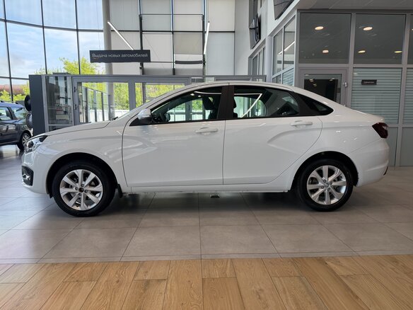 2026 Lada (ВАЗ) Vesta CNG I Рестайлинг (NG), белый, 2105000 рублей - вид 9
