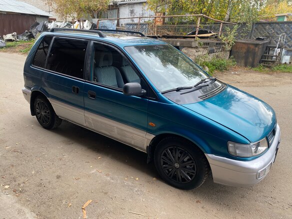 1997 Mitsubishi Space Runner I, синий, 325000 рублей - вид 12