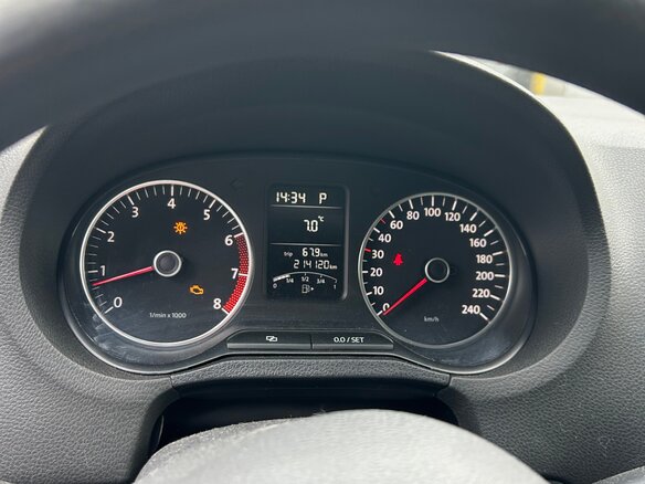 2011 Volkswagen Polo V, белый, 600000 рублей - вид 8