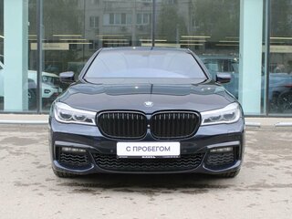 2015 BMW 7 серии Long 750Li xDrive VI (G11/G12), чёрный, 2300000 рублей, вид 2