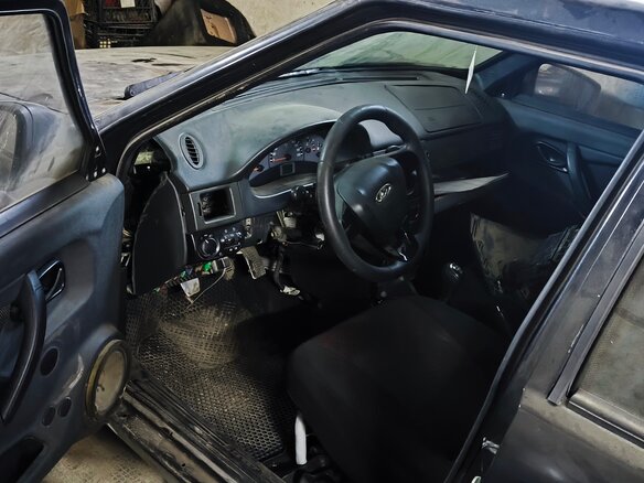 2005 Lada (ВАЗ) 2115, чёрный, 175000 рублей - вид 1