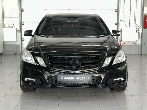 2010 Mercedes-Benz E-Класс 200 5G-Tronic IV (W212, S212, C207), чёрный - вид 1