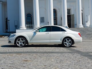 2010 Mercedes-Benz S-Класс 350 V (W221) Рестайлинг, белый, 1750000 рублей, вид 4