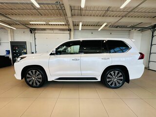 2018 Lexus LX 570 III Рестайлинг 2, белый, 9999900 рублей, вид 3