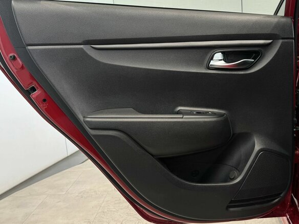 2019 Kia Rio IV, красный, 1710000 рублей - вид 16