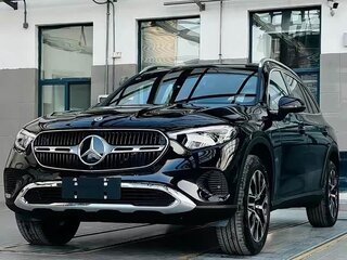 2026 Mercedes-Benz GLC 260 L II (X254), чёрный, 6750000 рублей, вид 1