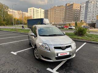 2008 Toyota Auris I, серебристый, 580000 рублей, вид 3