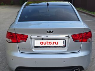2012 Kia Cerato II, серебристый, 750000 рублей, вид 2