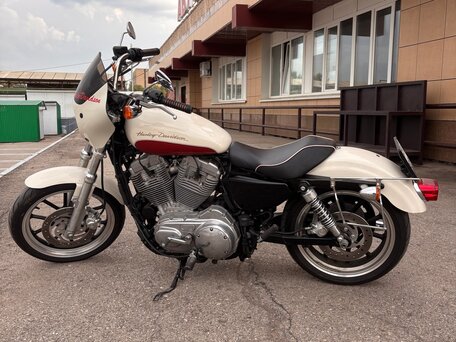 2012 Harley-Davidson Sportster 883, белый, 600000 рублей, вид 1