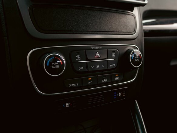 2019 Kia Sorento II Рестайлинг, чёрный, 2015000 рублей - вид 14
