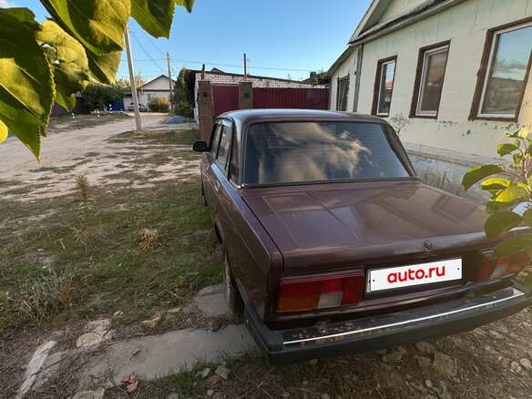 2006 Lada (ВАЗ) 2105, пурпурный, 120000 рублей - вид 4