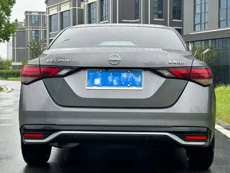 2023 Nissan Sylphy IV (B18) Рестайлинг, серый, 1640000 рублей, вид 3