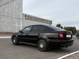 2005 Skoda Octavia I (A4) Рестайлинг, чёрный, 580000 рублей, вид 3