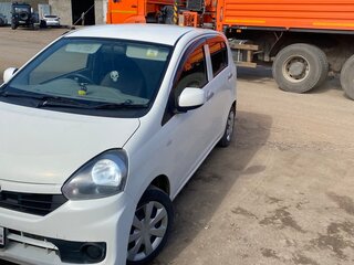 2016 Daihatsu Mira e:S I Рестайлинг, белый, 449000 рублей, вид 1