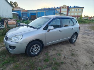 2010 Kia Carens II (UN), серый, 650000 рублей, вид 2