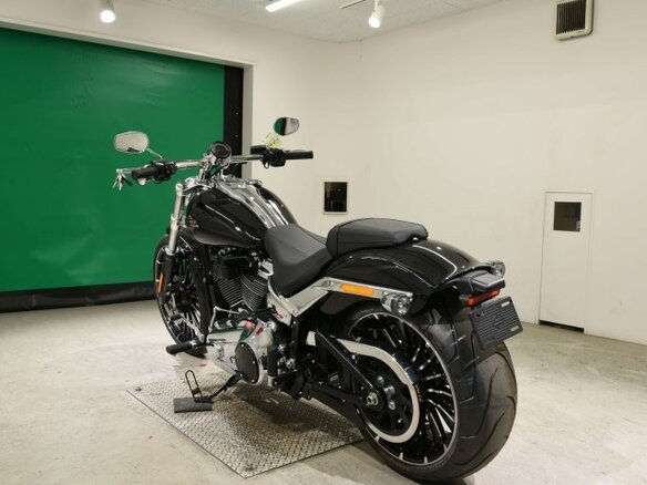 2026 Harley-Davidson Breakout, чёрный, 2298000 рублей - вид 5